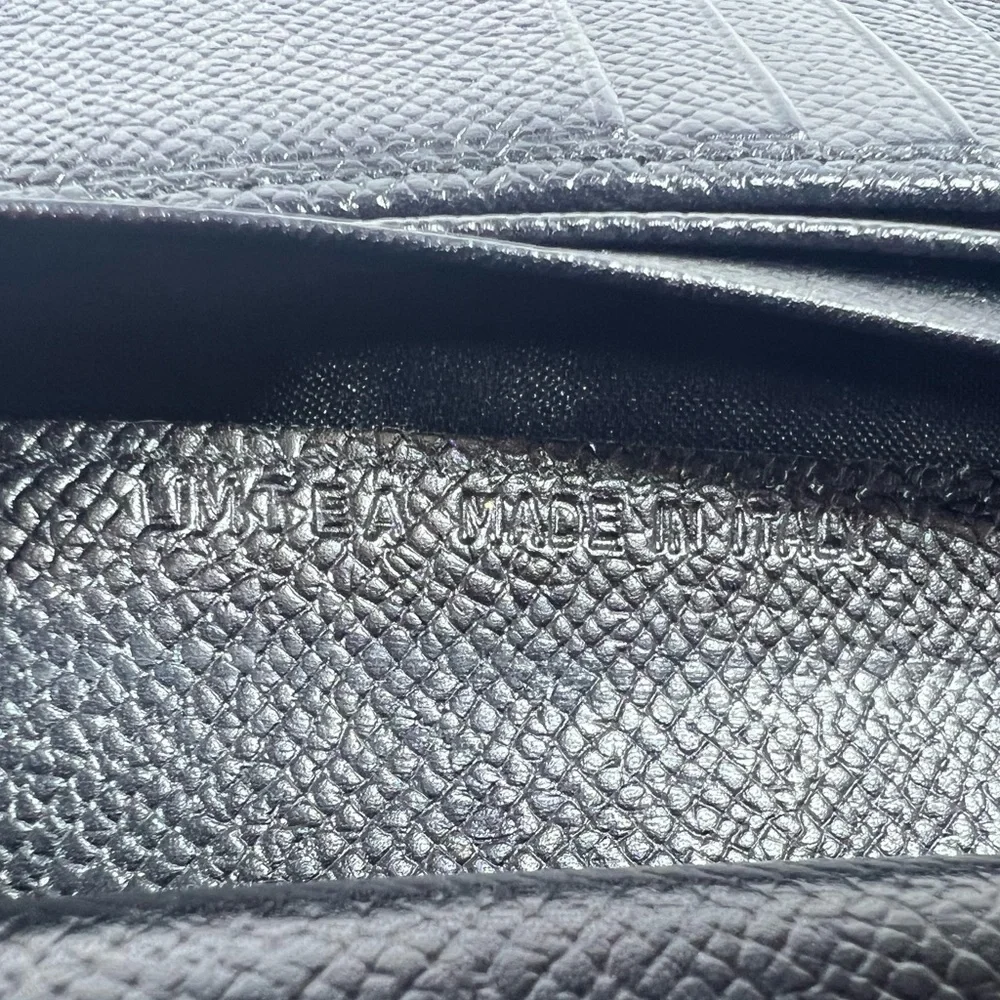 Bvlgari Grain Leather Continental Wallet Black Logo Snap